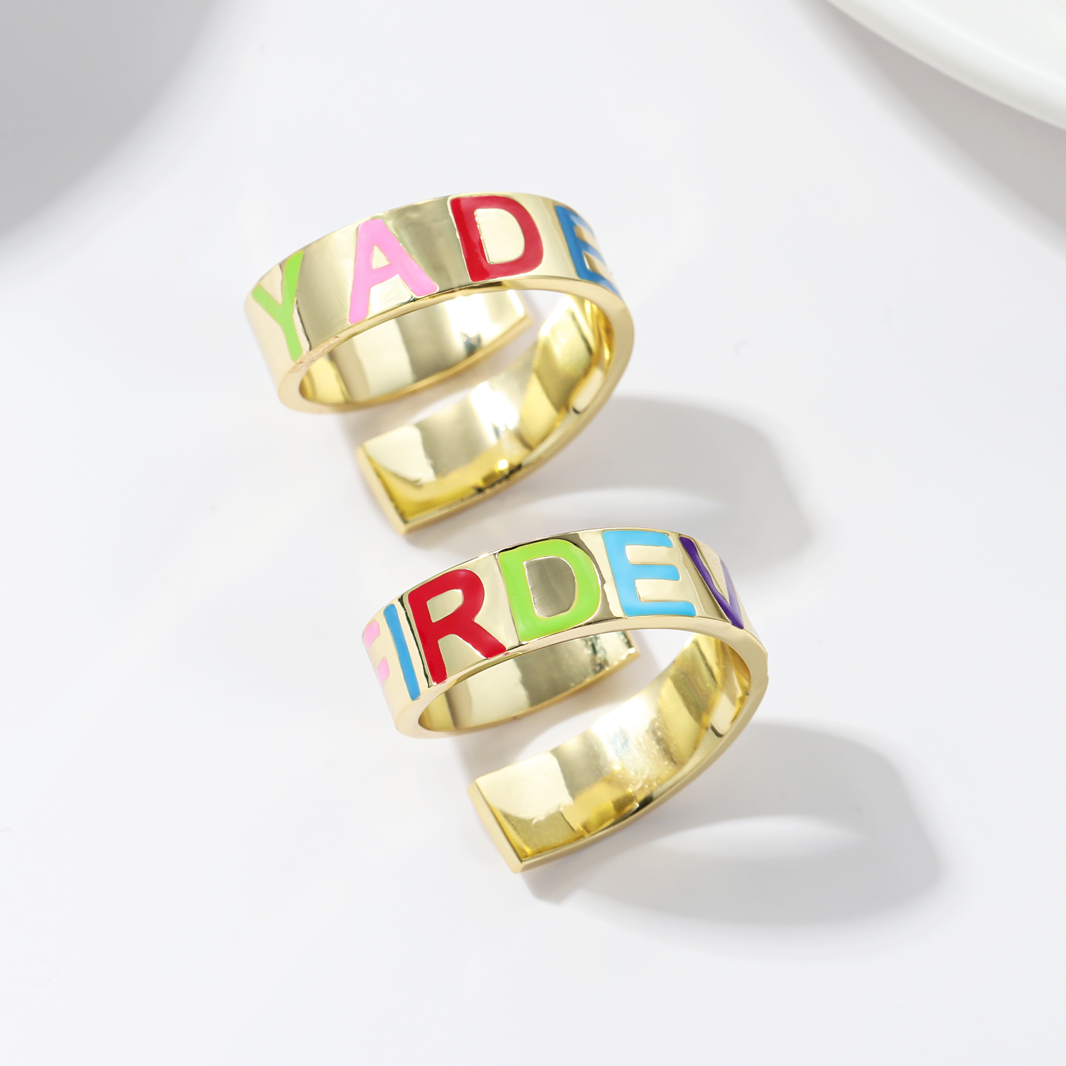 Customized Enamel Name Ring Op - Initial Ring Custom avis et prix