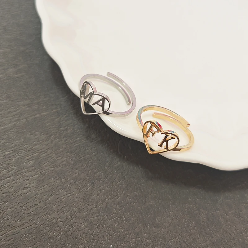 Custom Hollow Name Initials Ri - Initial Ring Custom avis et prix