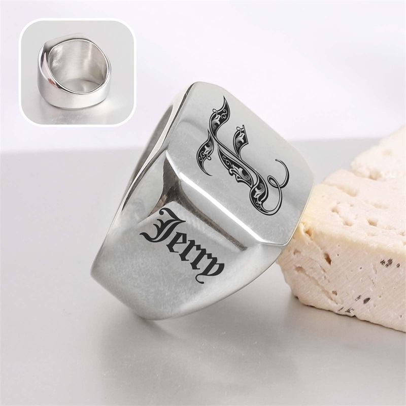 Custom Engraved Name Ring for  - Initial Ring Custom avis et prix
