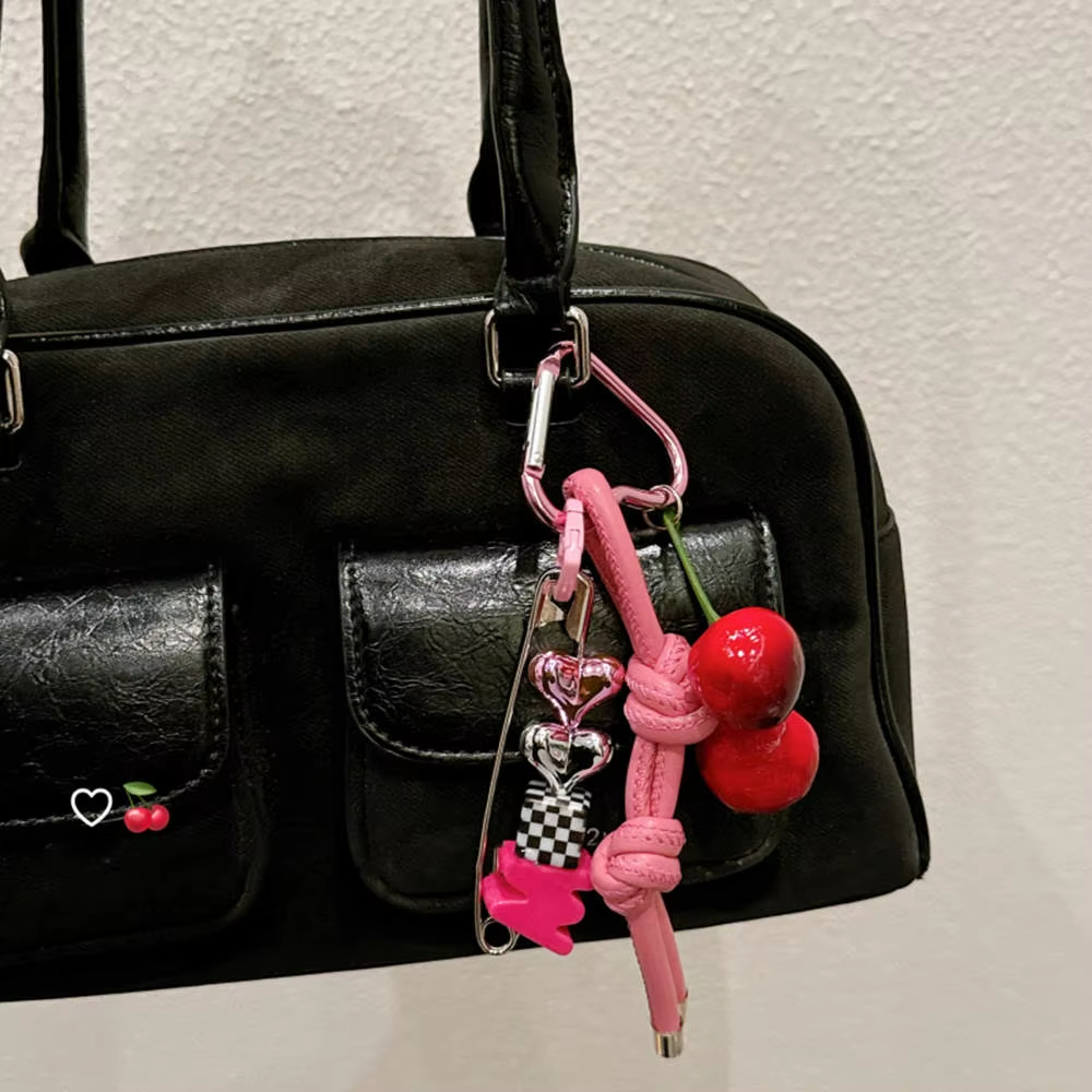 Y2k Cute Cherry Alphabet PU Le - Monogram Keychain Leather avis et prix
