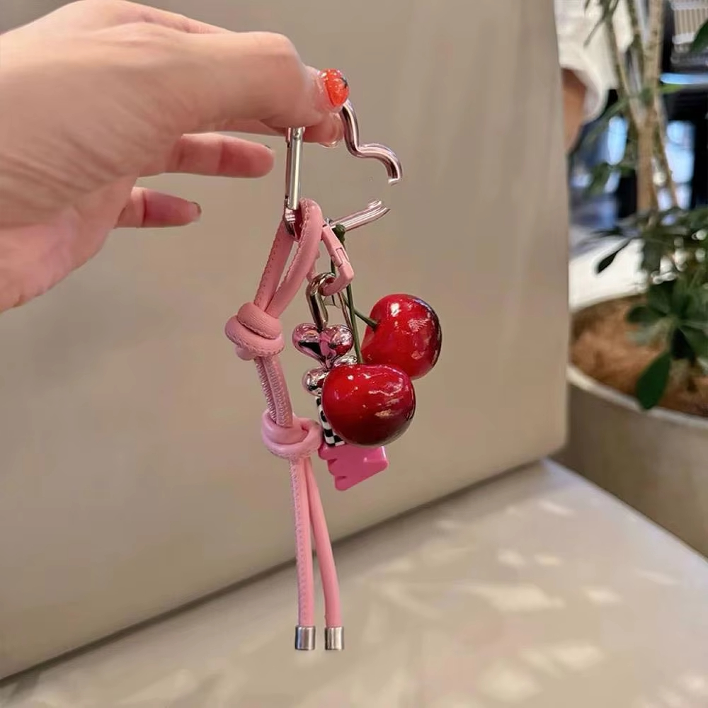 Y2k Cute Cherry Alphabet PU Le - Monogram Keychain Leather avis et prix