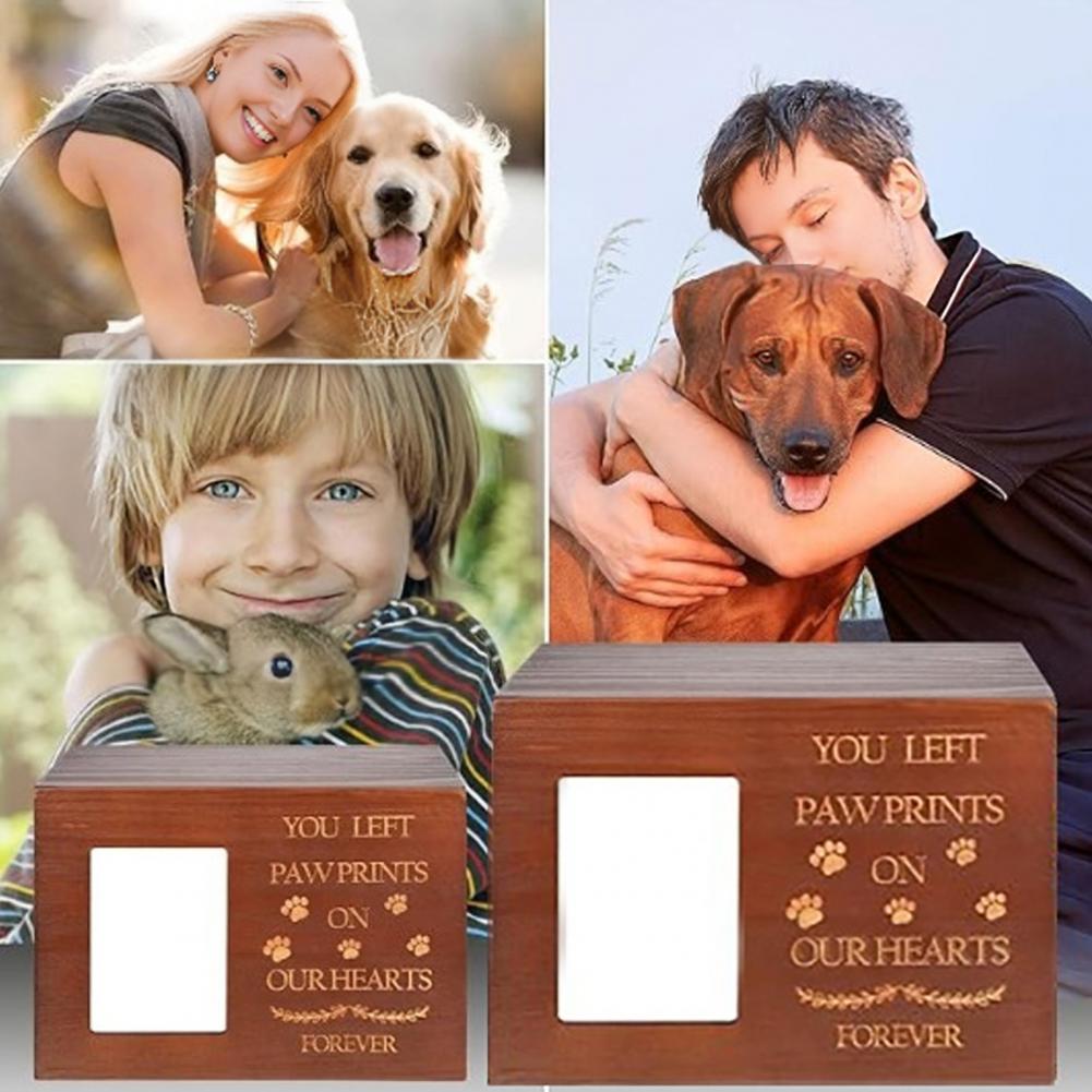 Wooden Pet Urn Solid Wood with - Engraved Wood Frame avis et prix